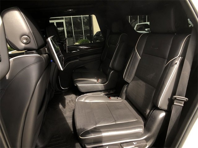 Certified 2022 Cadillac Escalade Premium Luxury image 31