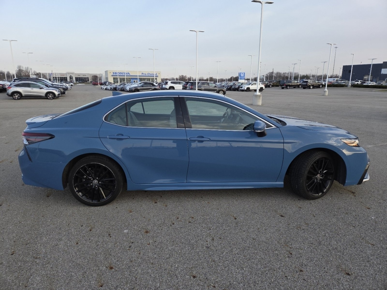 Used 2023 Toyota Camry XSE image 19