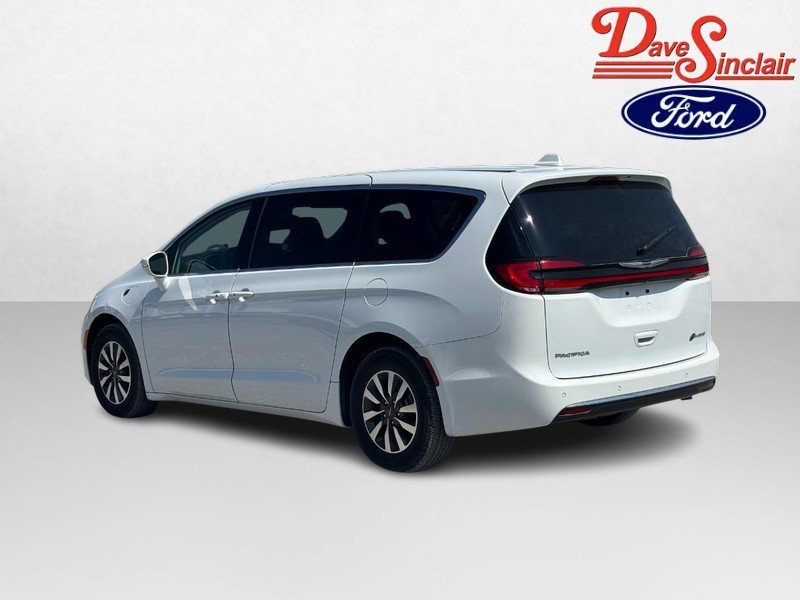 Used 2022 Chrysler Pacifica Touring-L FWD image 9