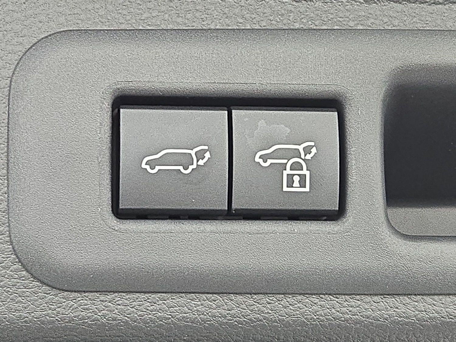 New 2026 Toyota Sequoia Platinum AWD/4WD image 33