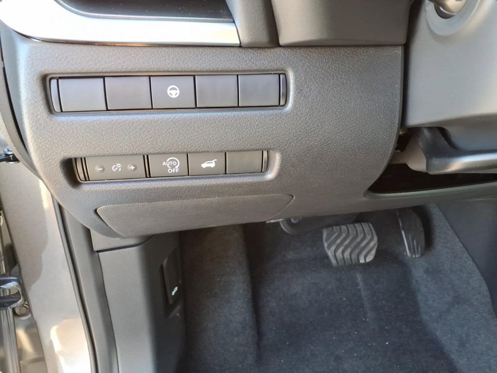 New 2026 Nissan Rogue SV image 16