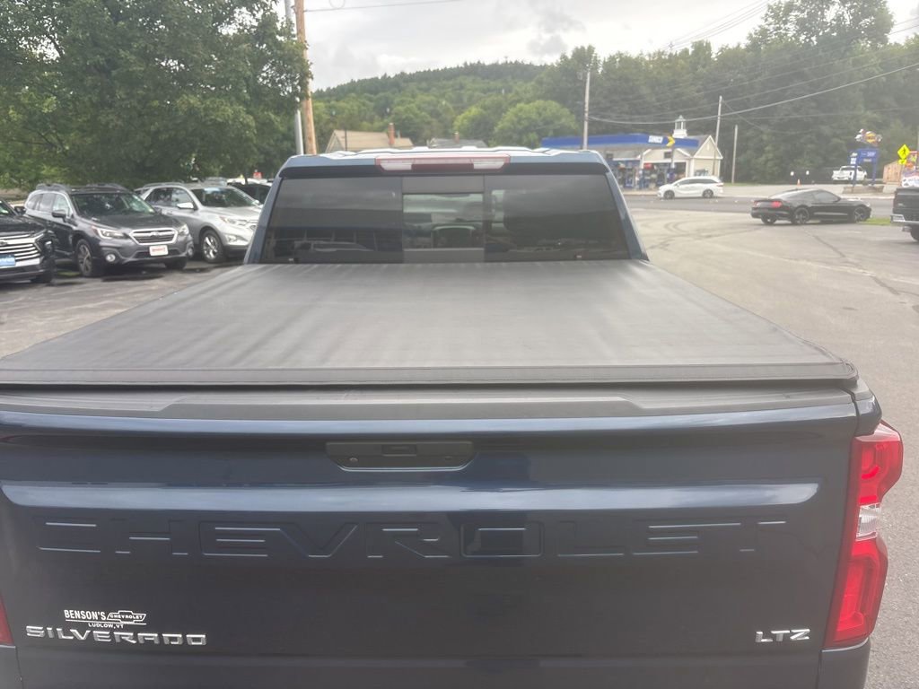 Certified 2020 Chevrolet Silverado 1500 LTZ w/ LTZ Premium Package AWD/4WD image 17