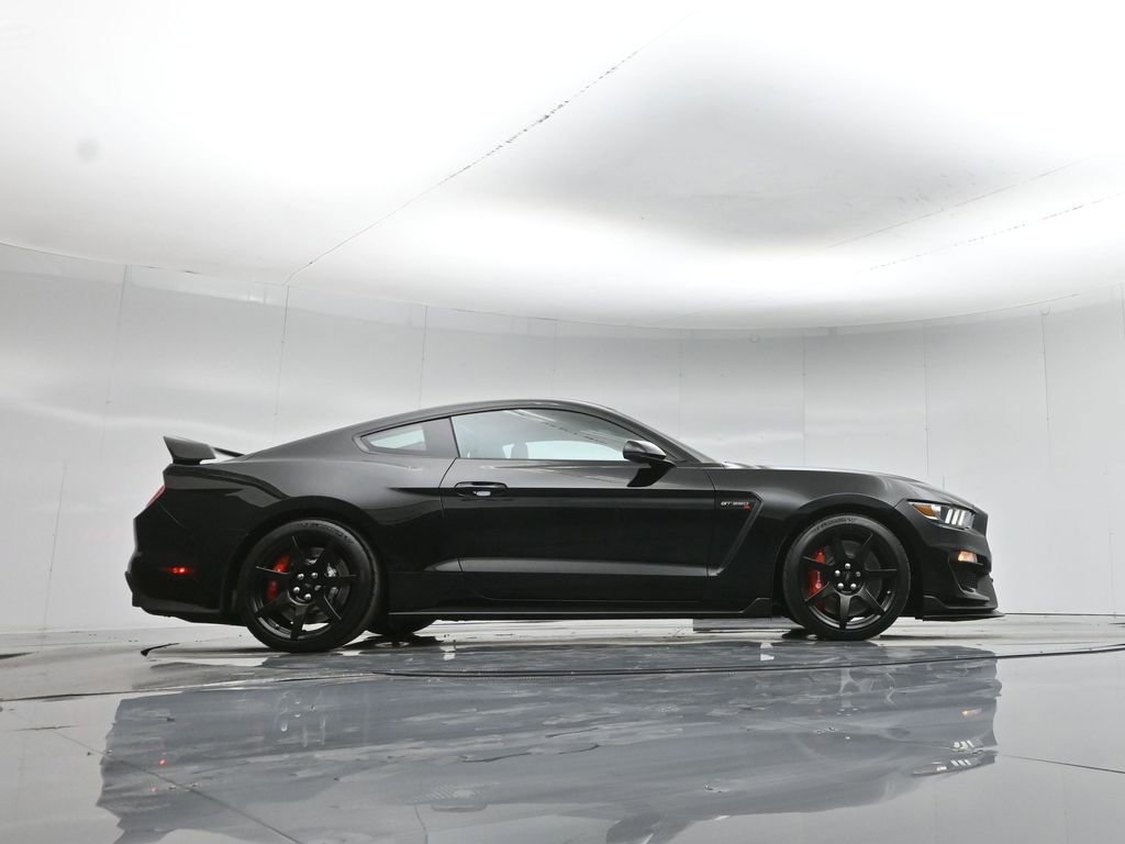 Certified 2017 Ford Mustang Shelby GT350R w/ GT350R Equipment Group 920A RWD image 44