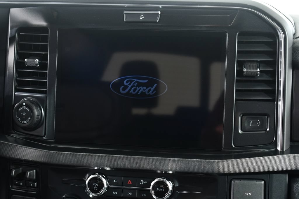 New 2026 Ford F350 Platinum w/ FX4 Off-Road Package AWD/4WD image 9