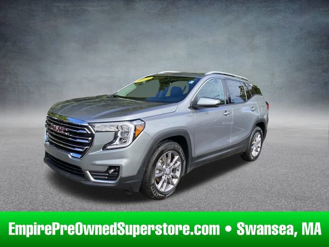 Used 2024 GMC Terrain SLT image 1