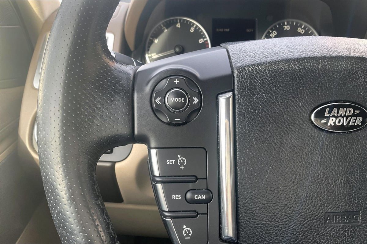 Used 2013 Land Rover Range Rover Sport HSE LUX AWD/4WD image 18