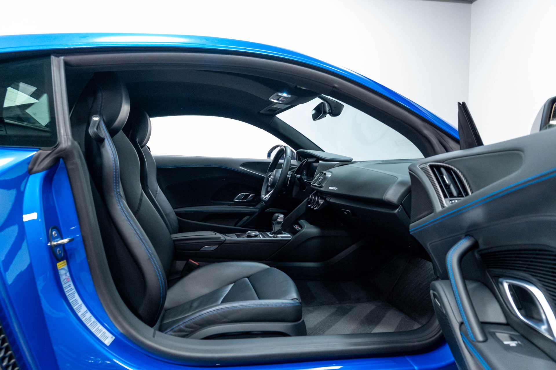 Used 2017 Audi R8 V10 plus AWD/4WD image 27