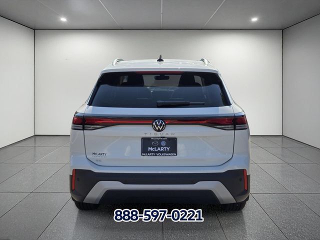 New 2026 Volkswagen Tiguan SE FWD image 4