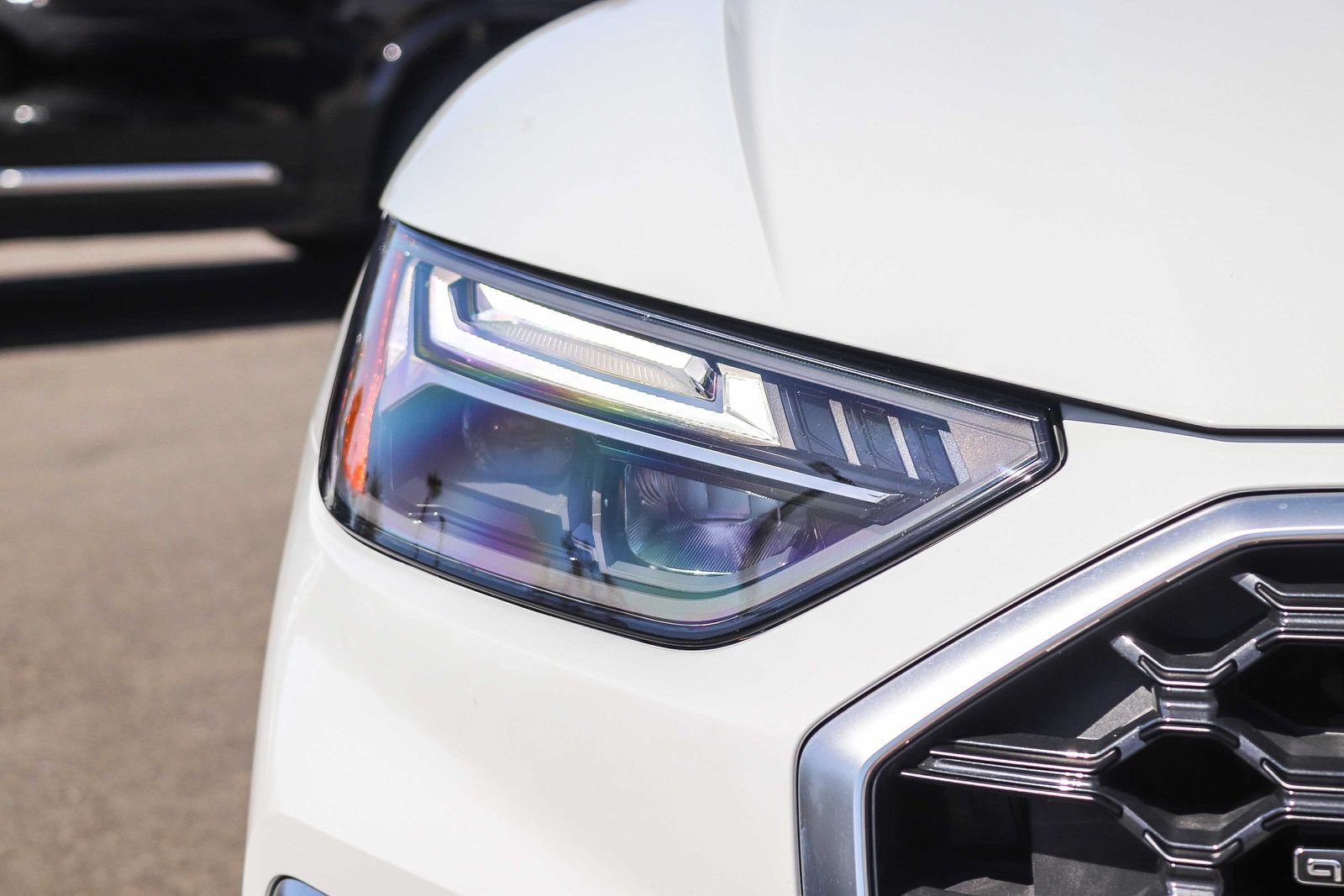 Certified 2024 Audi Q5 e Premium w/ Convenience Package AWD/4WD image 12