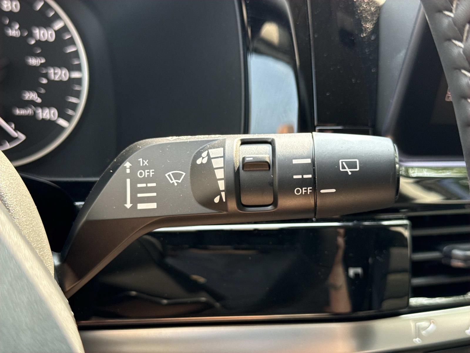 Certified 2026 Nissan Pathfinder SV AWD/4WD image 17
