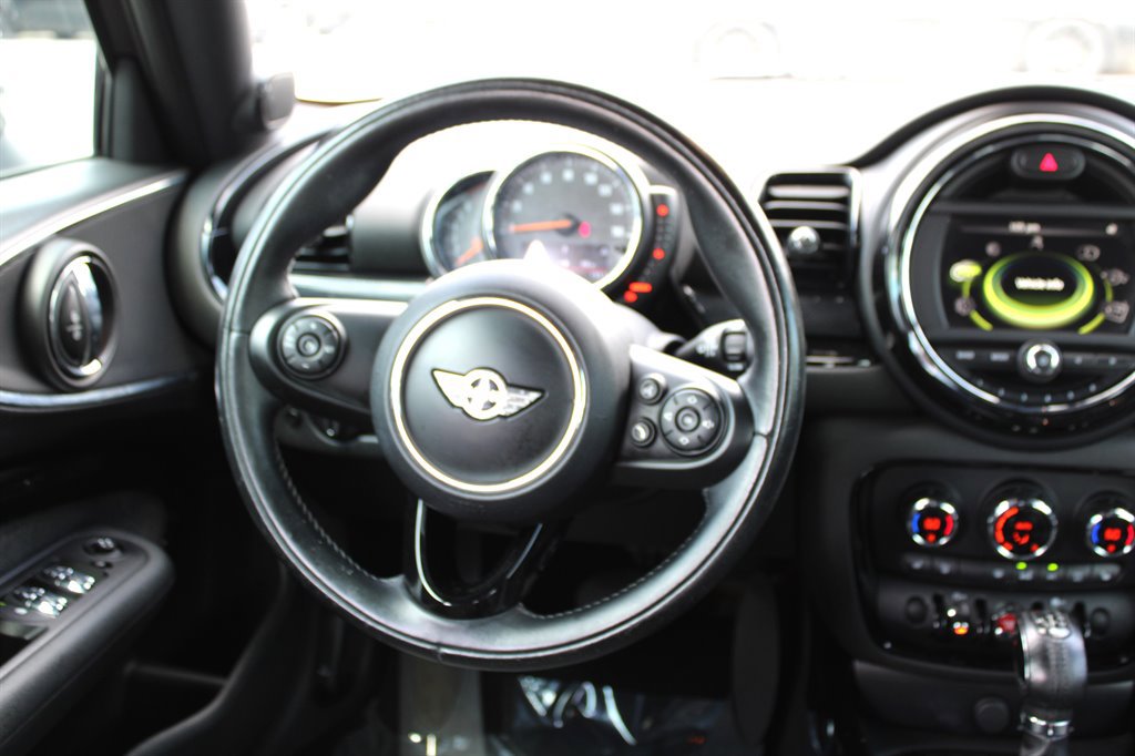 Used 2016 MINI Cooper Clubman image 13