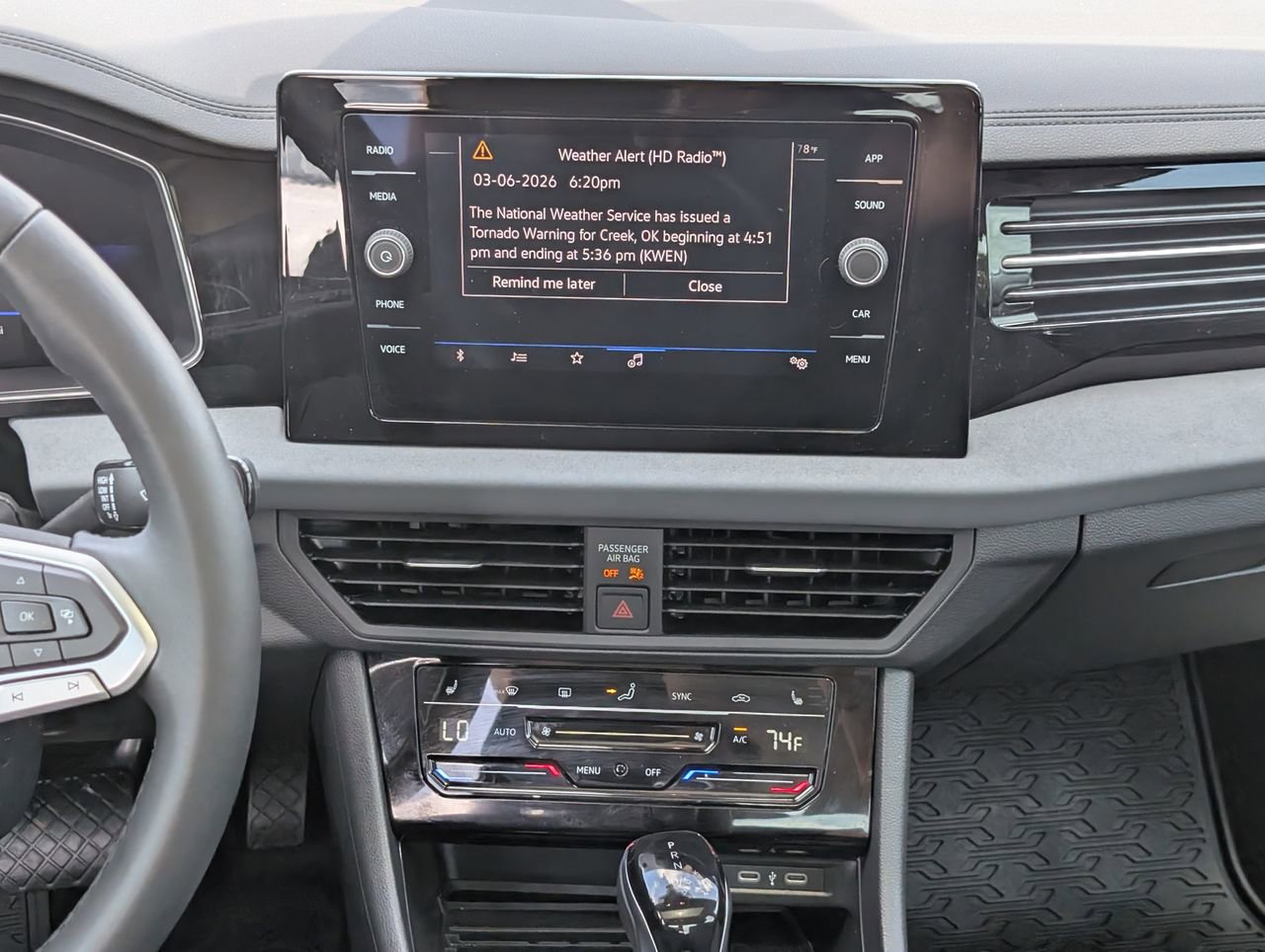 Used 2025 Volkswagen Jetta SE image 12