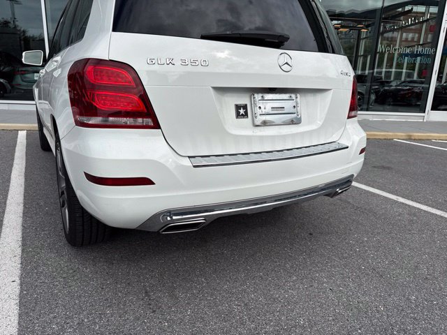 Used 2015 Mercedes-Benz GLK 350 4MATIC image 2