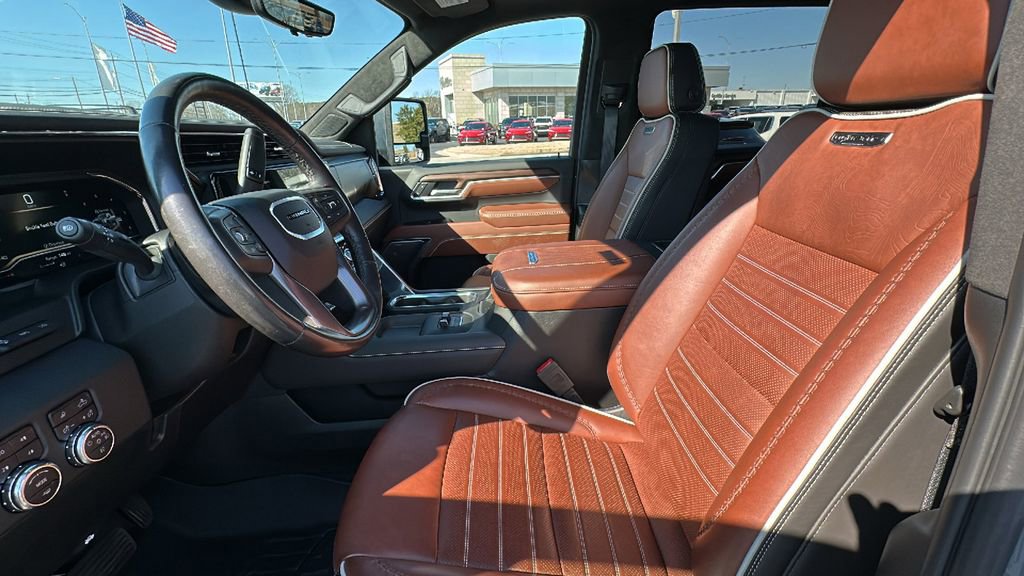Certified 2025 GMC Sierra 2500 Denali Ultimate image 9