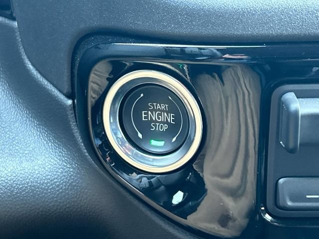 New 2025 Chevrolet Silverado 1500 ZR2 w/ Technology Package AWD/4WD image 30