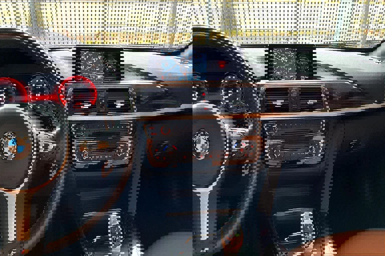 Used 2019 BMW 440i xDrive Convertible w/ M Sport Package image 6