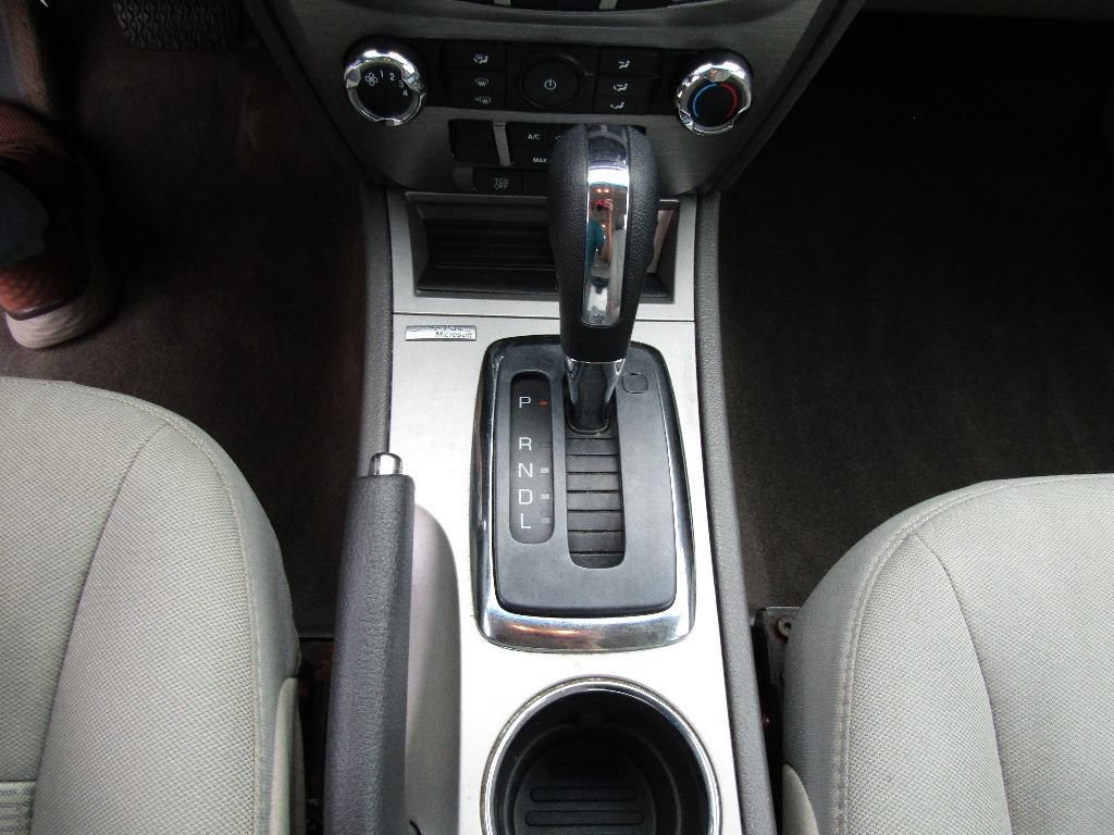 Used 2012 Ford Fusion SE FWD image 13