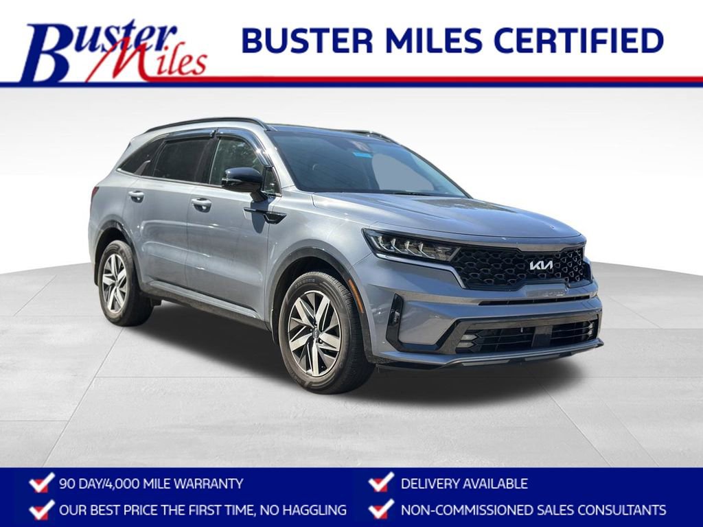 Used 2022 Kia Sorento EX w/ Panoramic Sunroof Package