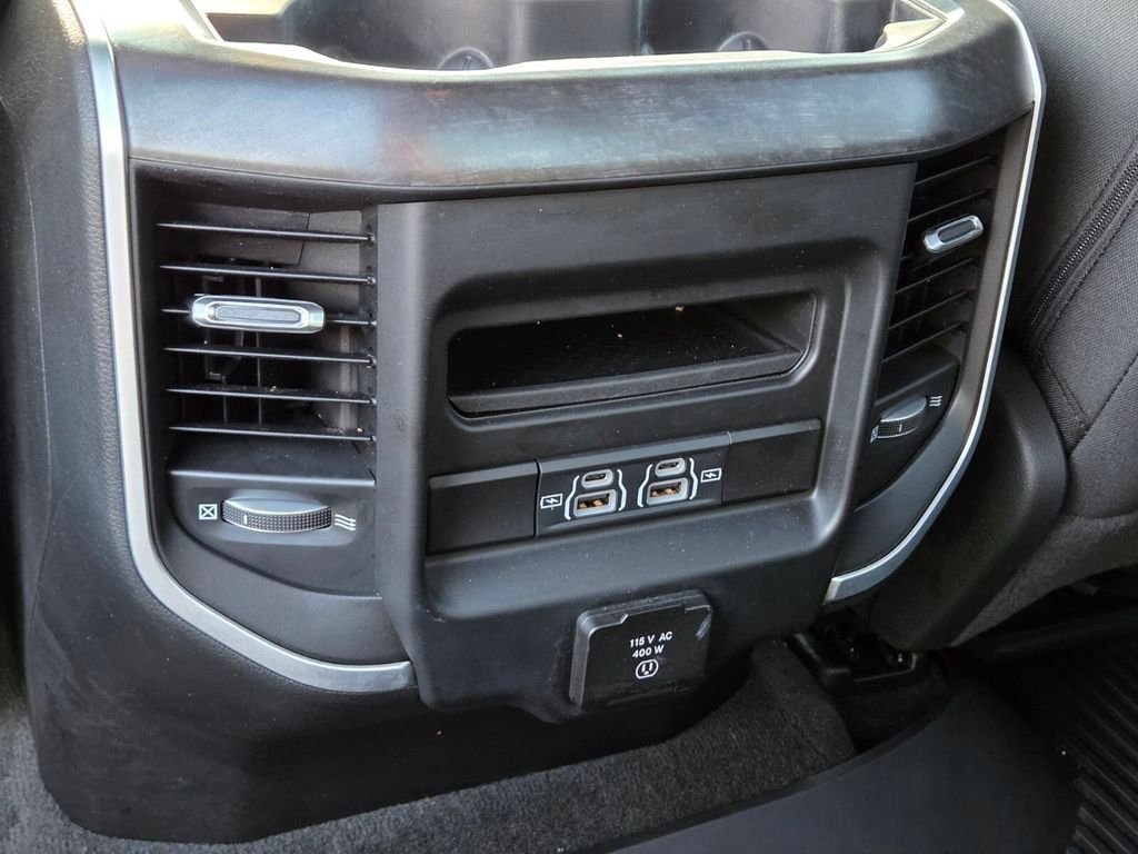 Used 2021 RAM 1500 Big Horn RWD image 15