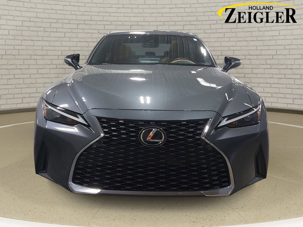Used 2022 Lexus IS 300 AWD w/ Comfort Package image 2