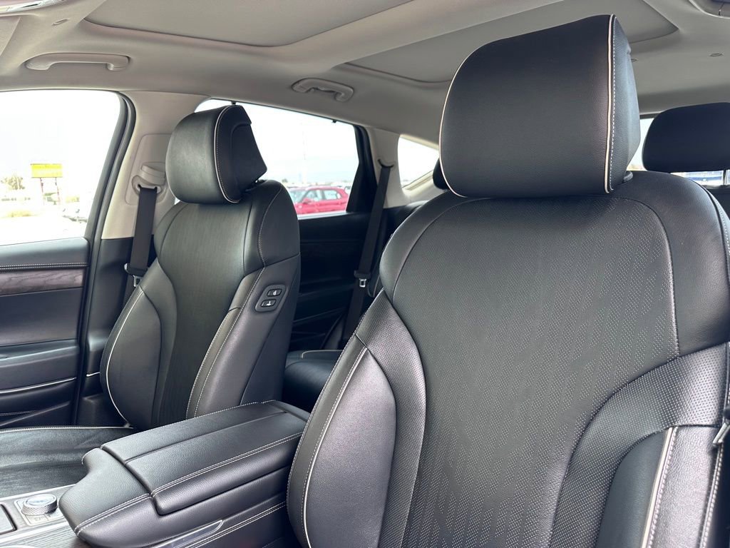 Used 2022 Genesis GV80 2.5T w/ Prestige Package 04 image 14