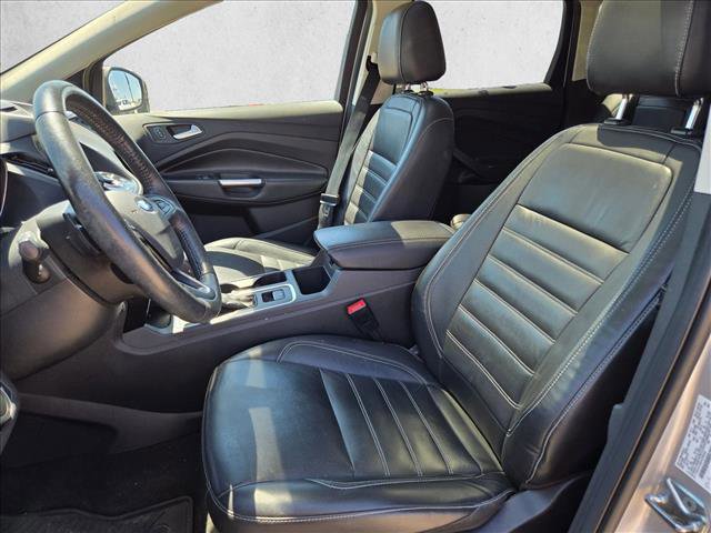Used 2017 Ford Escape Titanium FWD image 13