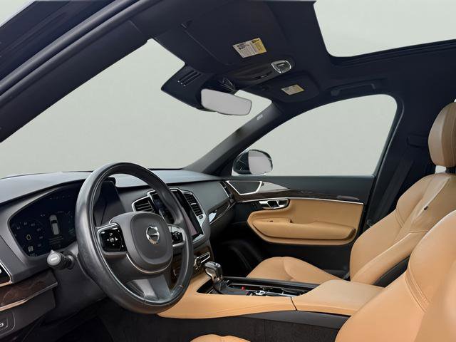 Used 2017 Volvo XC90 T6 Momentum w/ Vision Package image 19