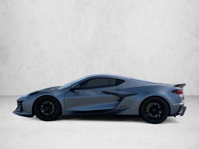 Used 2024 Chevrolet Corvette Z06 RWD image 8