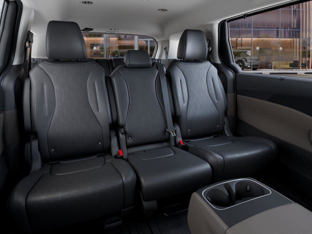 New 2026 Kia Carnival EX image 17