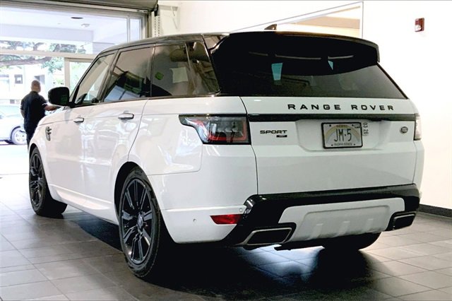 Used 2021 Land Rover Range Rover Sport HST image 5