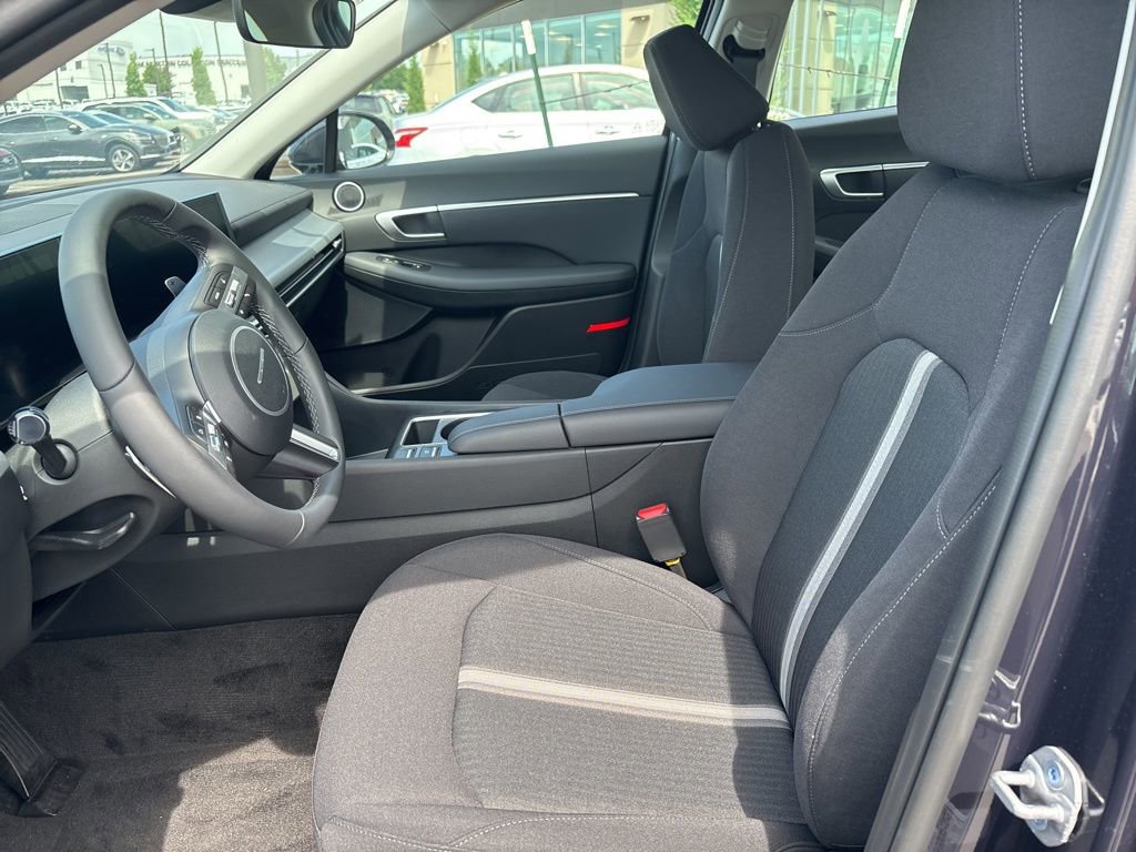 New 2025 Hyundai Sonata SEL FWD image 11