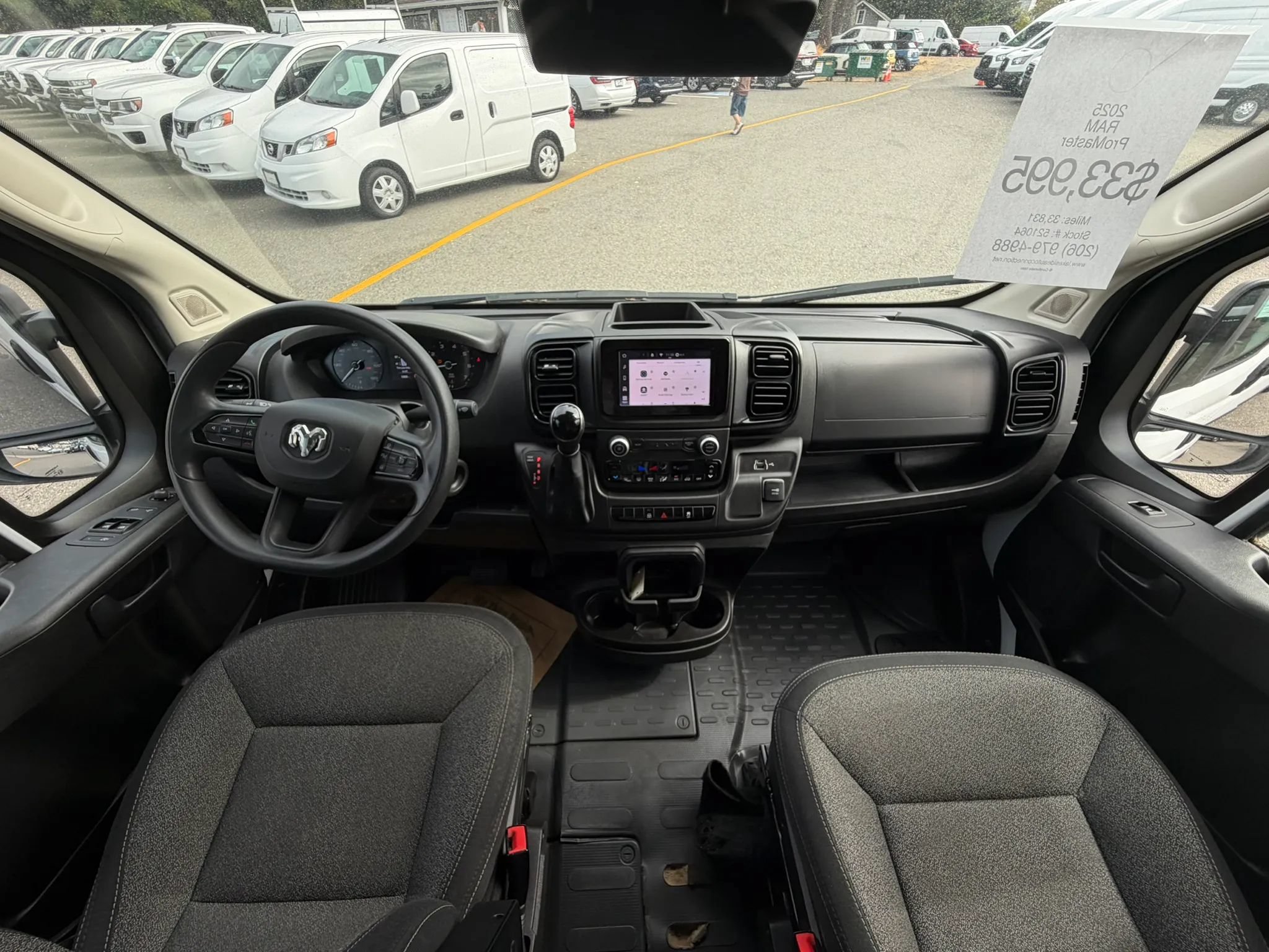 Used 2025 RAM ProMaster 2500 w/ Convenience Group FWD image 34