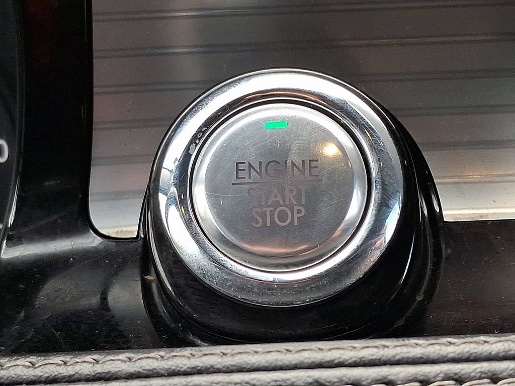 Used 2022 Lincoln Corsair AWD w/ Equipment Group 101A image 23