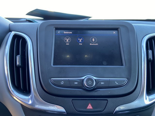 Used 2020 Chevrolet Equinox LS image 37