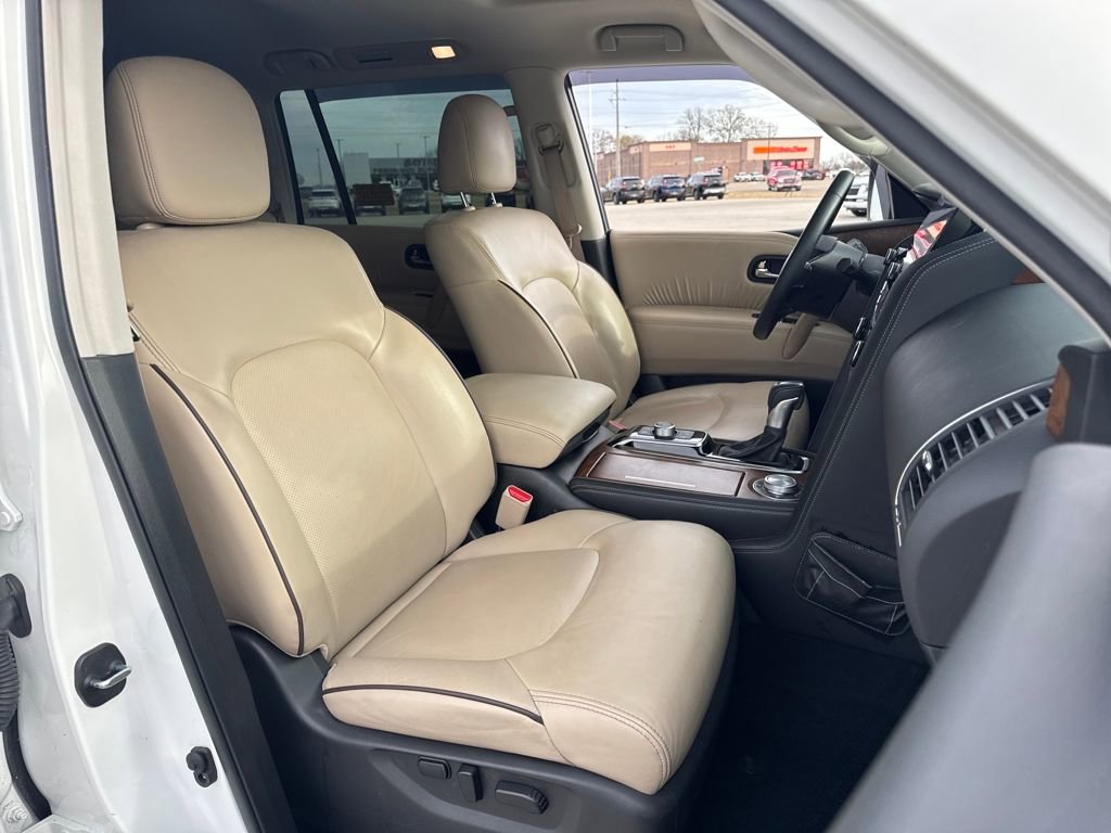 Used 2024 Nissan Armada SL w/ Captain's Chairs Package image 11
