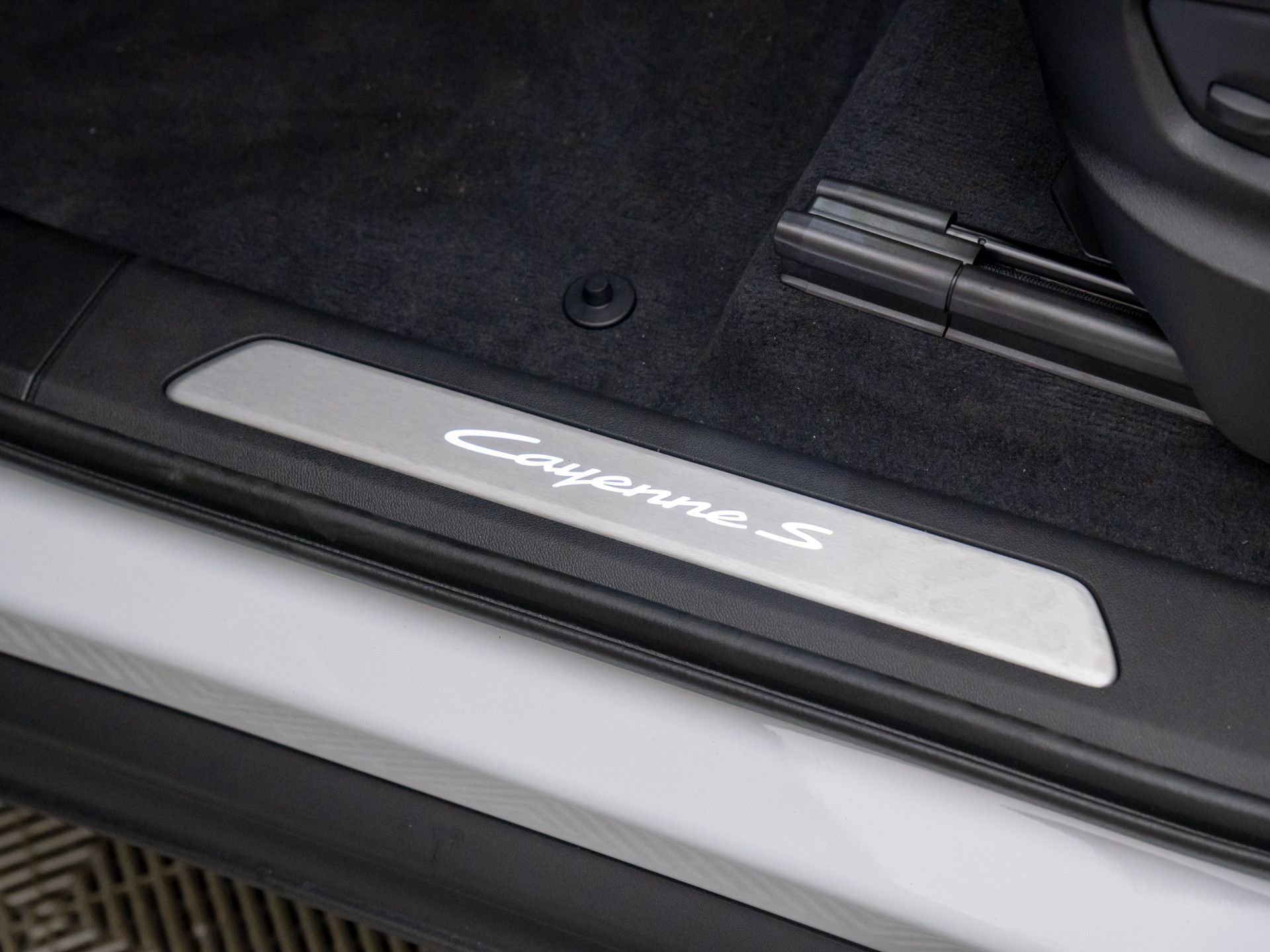 New 2025 Porsche Cayenne S image 16