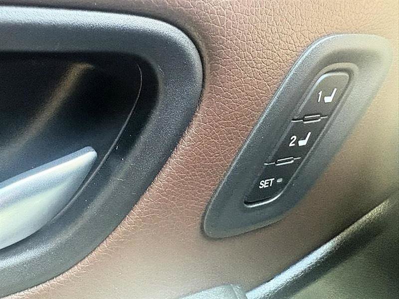 Used 2025 Honda Pilot Elite image 29