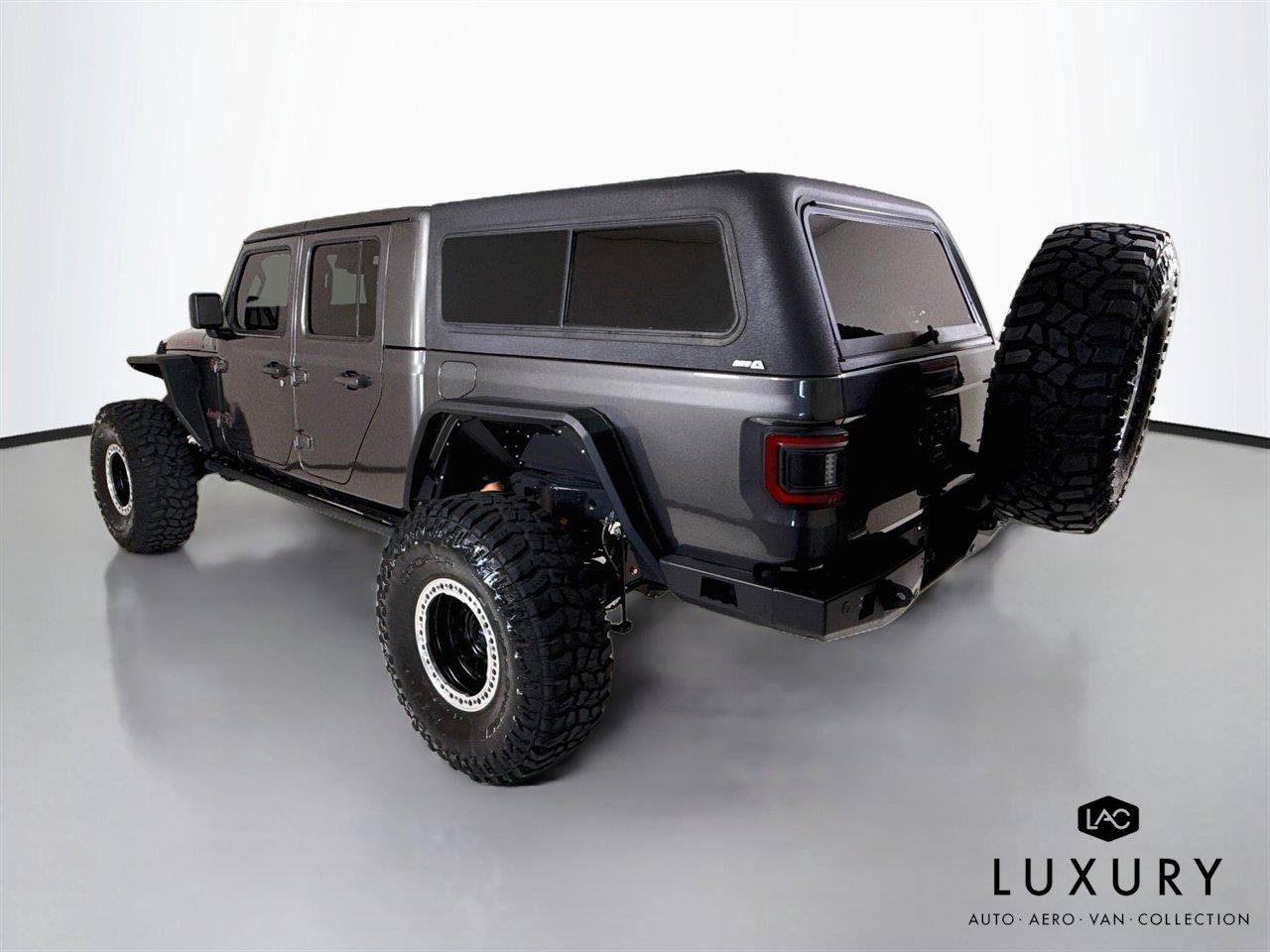 Used 2022 Jeep Gladiator Rubicon w/ Dual Top Group AWD/4WD image 8