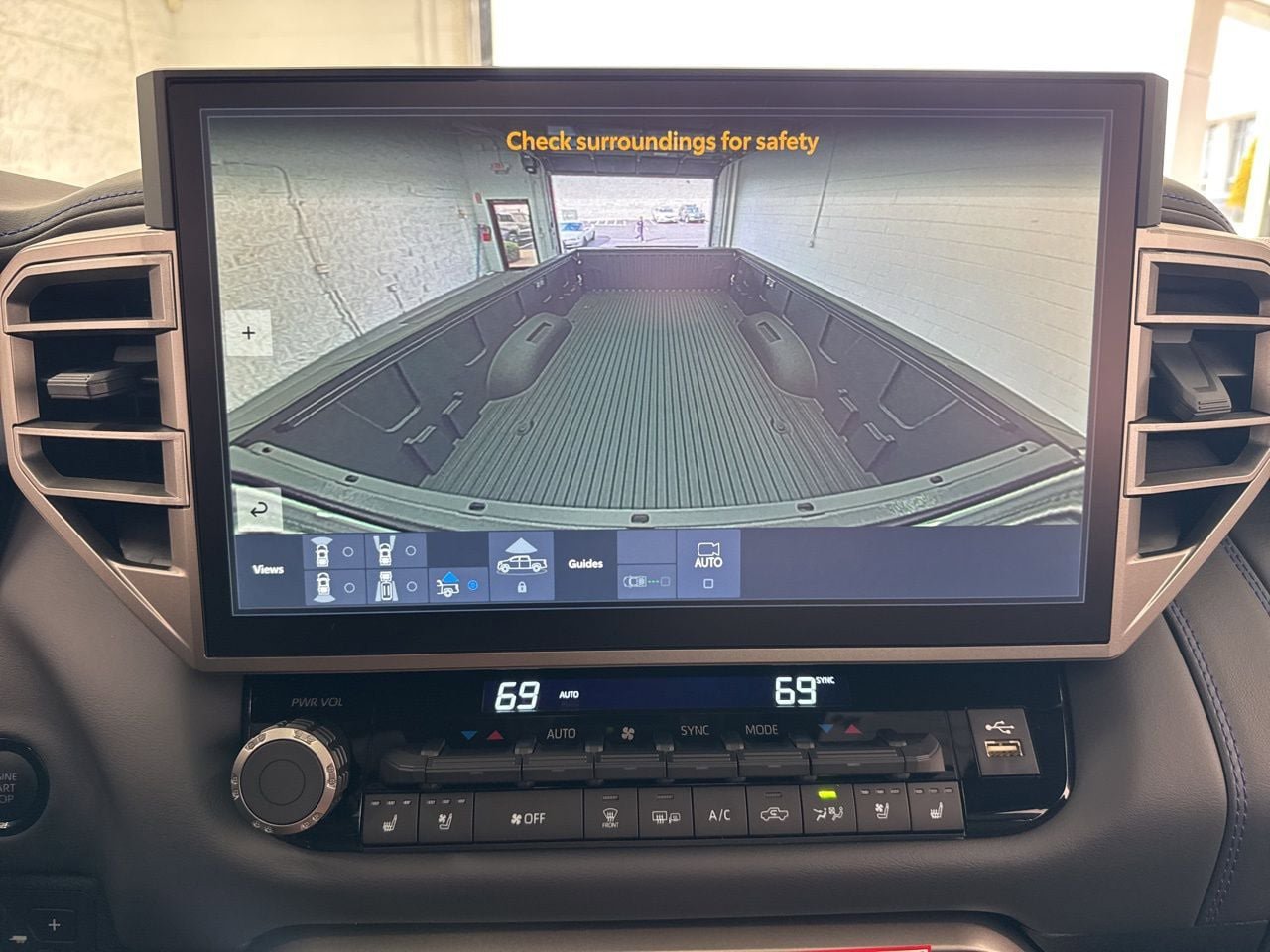 New 2026 Toyota Tundra Platinum AWD/4WD image 30