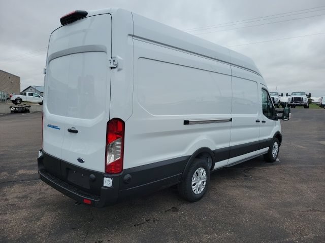 New 2023 Ford E-Transit 148 High Roof Extended w/ Interior Upgrade Package RWD image 4