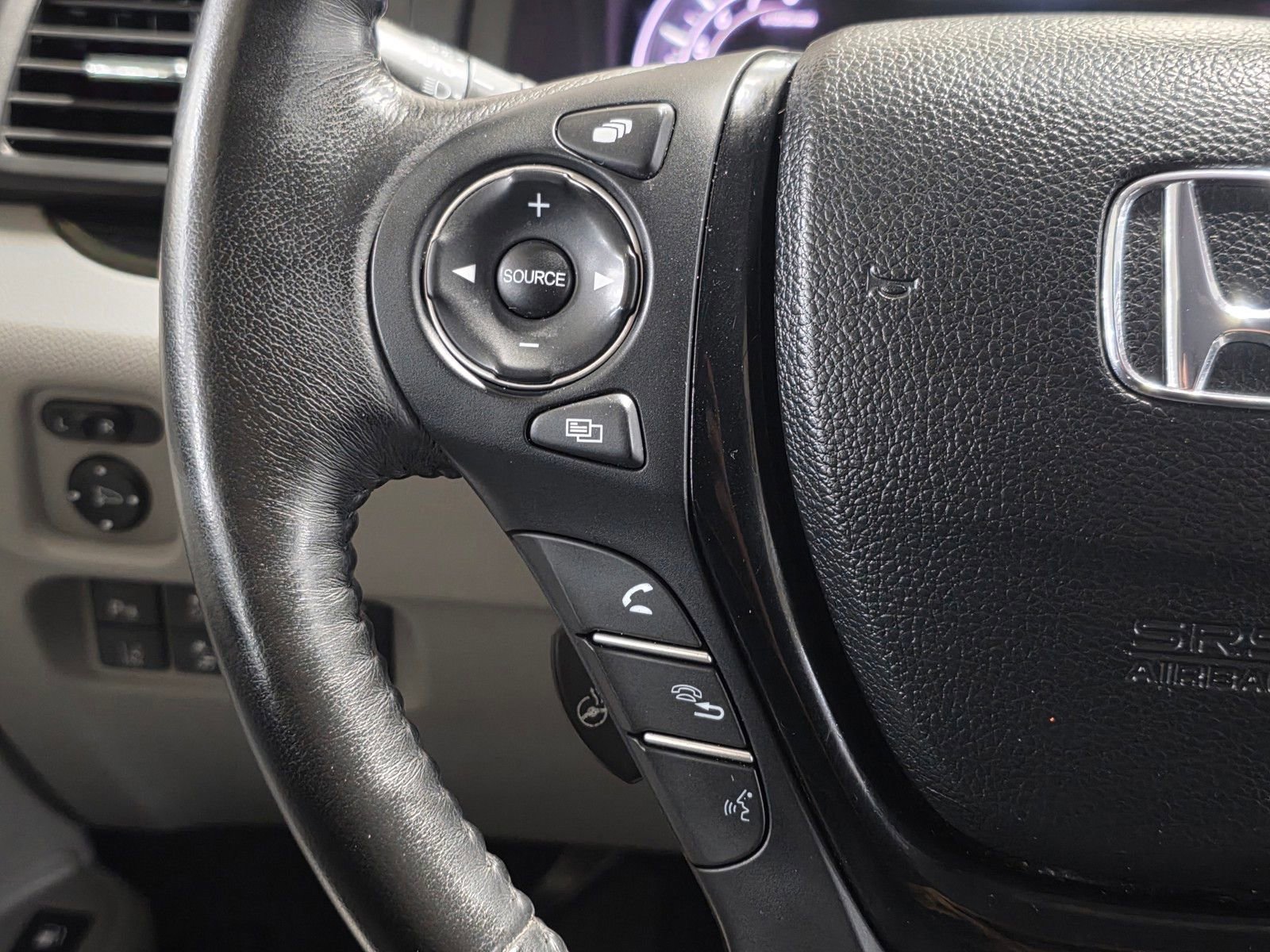 Used 2019 Honda Ridgeline RTL-E image 33