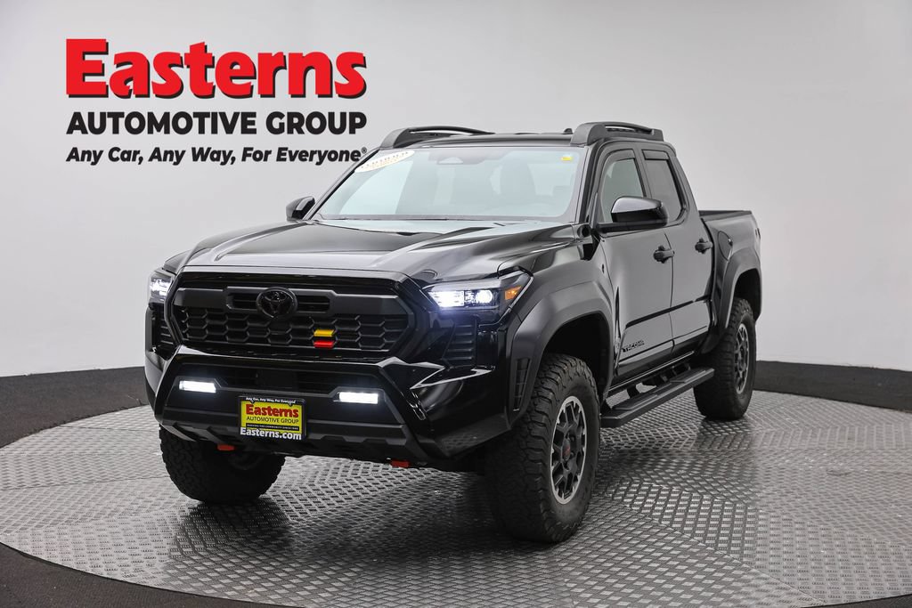 Used 2024 Toyota Tacoma TRD Off-Road AWD/4WD image 1