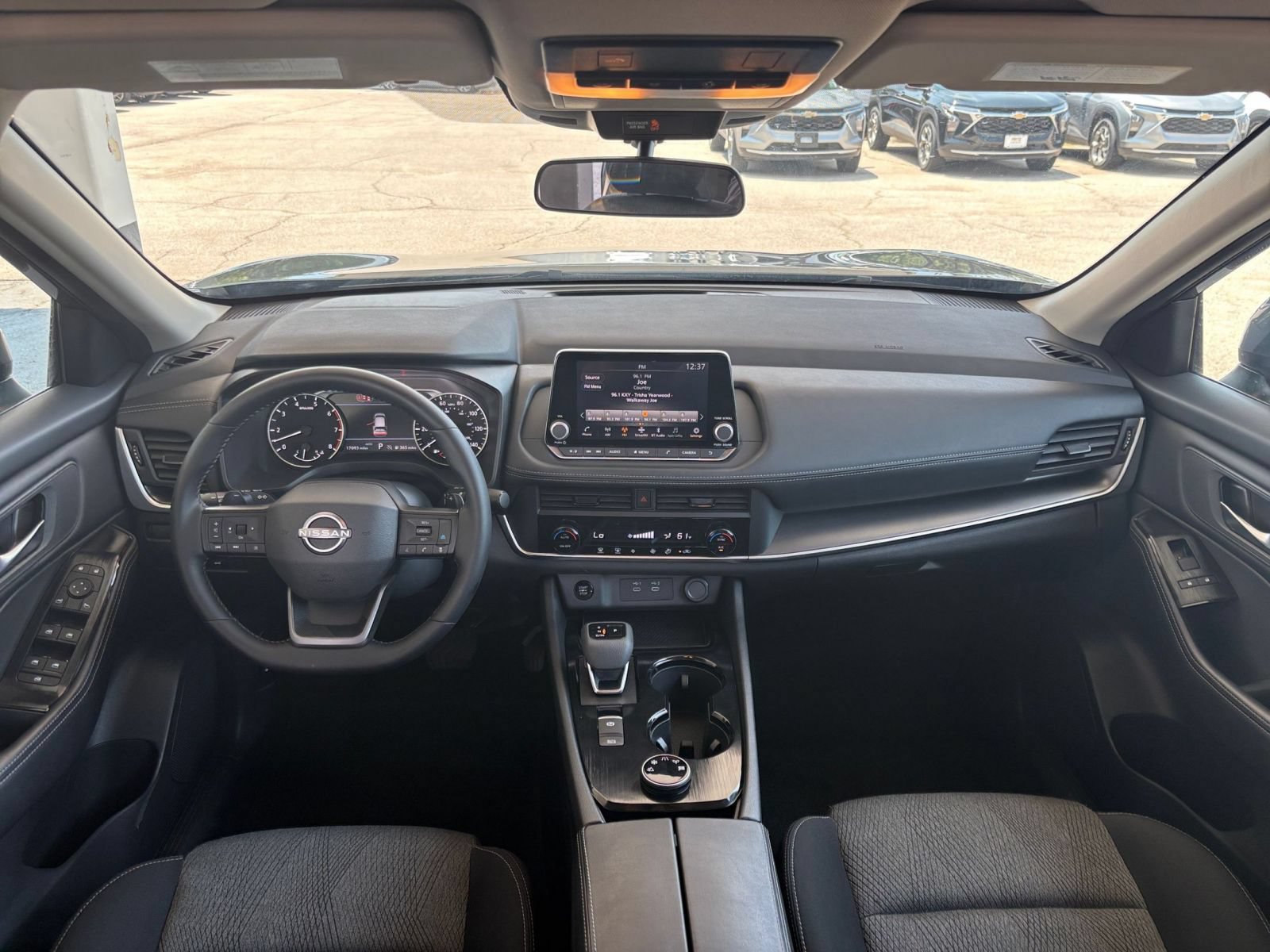 Used 2026 Nissan Rogue SV AWD/4WD image 35