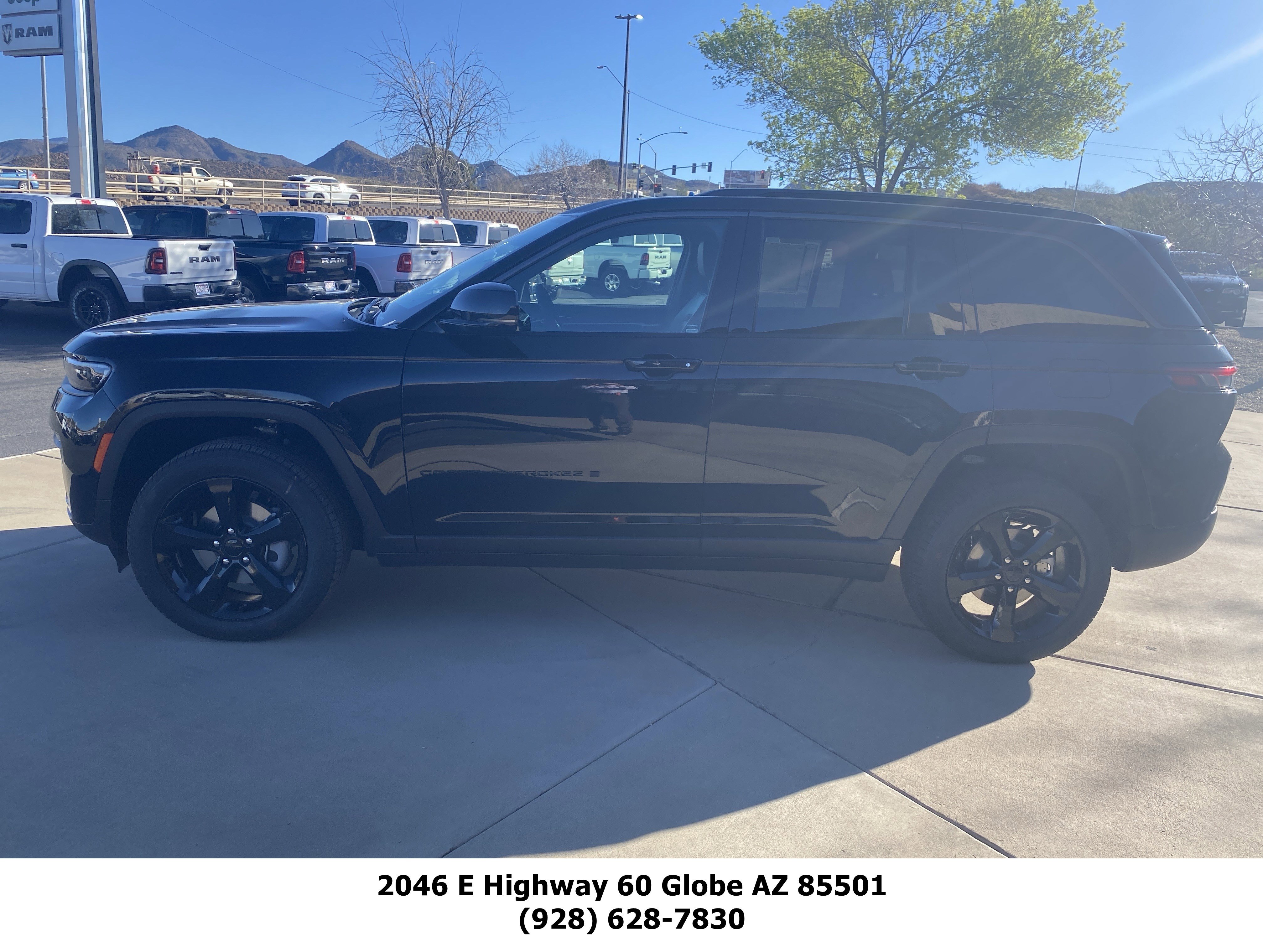New 2026 Jeep Grand Cherokee Limited image 1