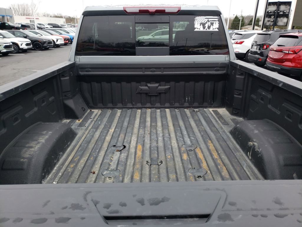 Used 2025 Chevrolet Silverado 2500 LTZ w/ LTZ Plus Package AWD/4WD image 22