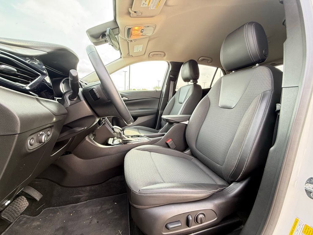 Used 2023 Buick Encore GX Preferred w/ Cold Weather Comfort Package FWD image 20