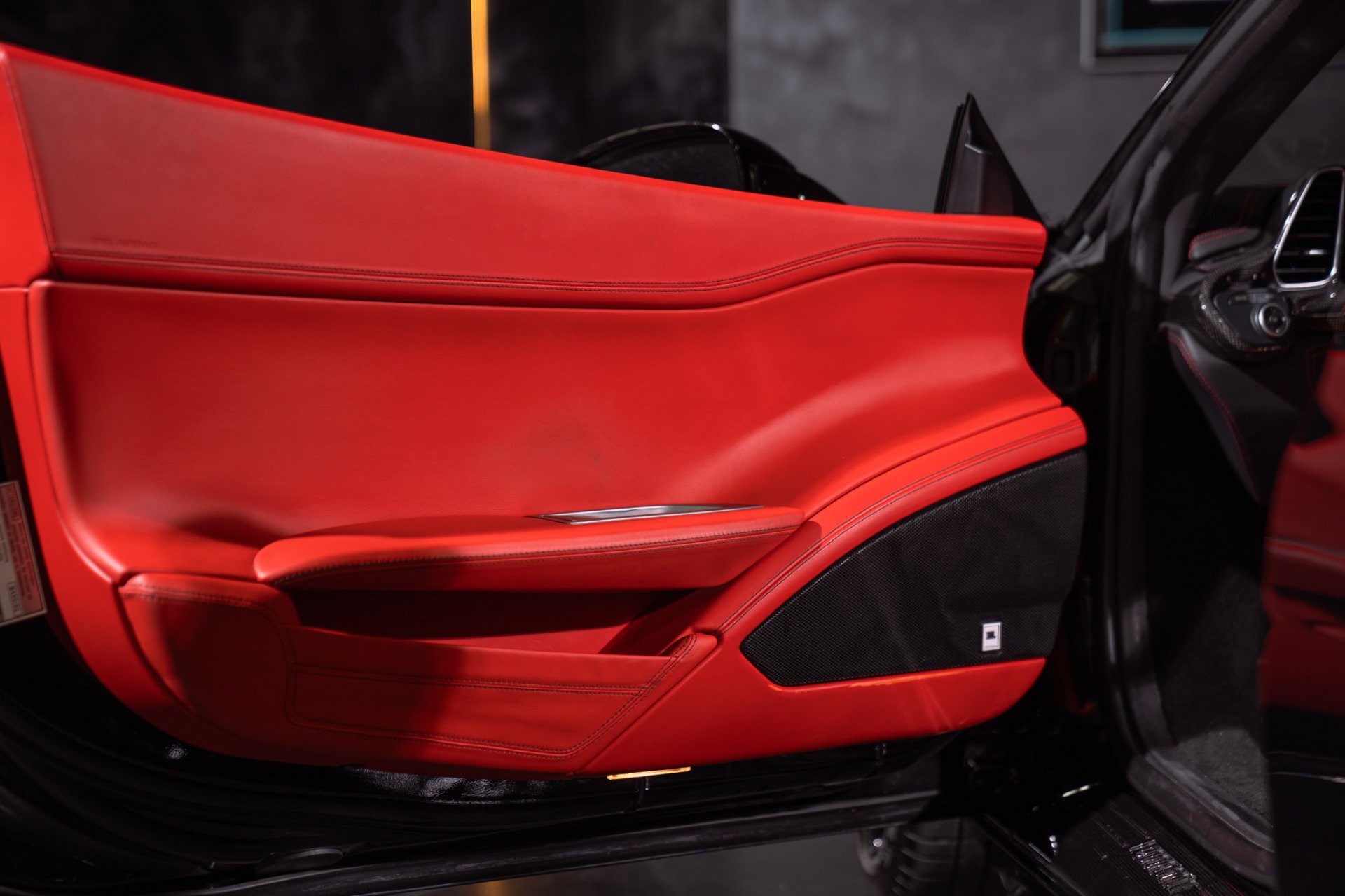 Used 2014 Ferrari 458 Spider RWD image 29
