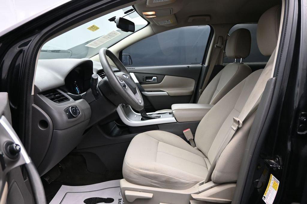 Used 2013 Ford Edge SE FWD image 9