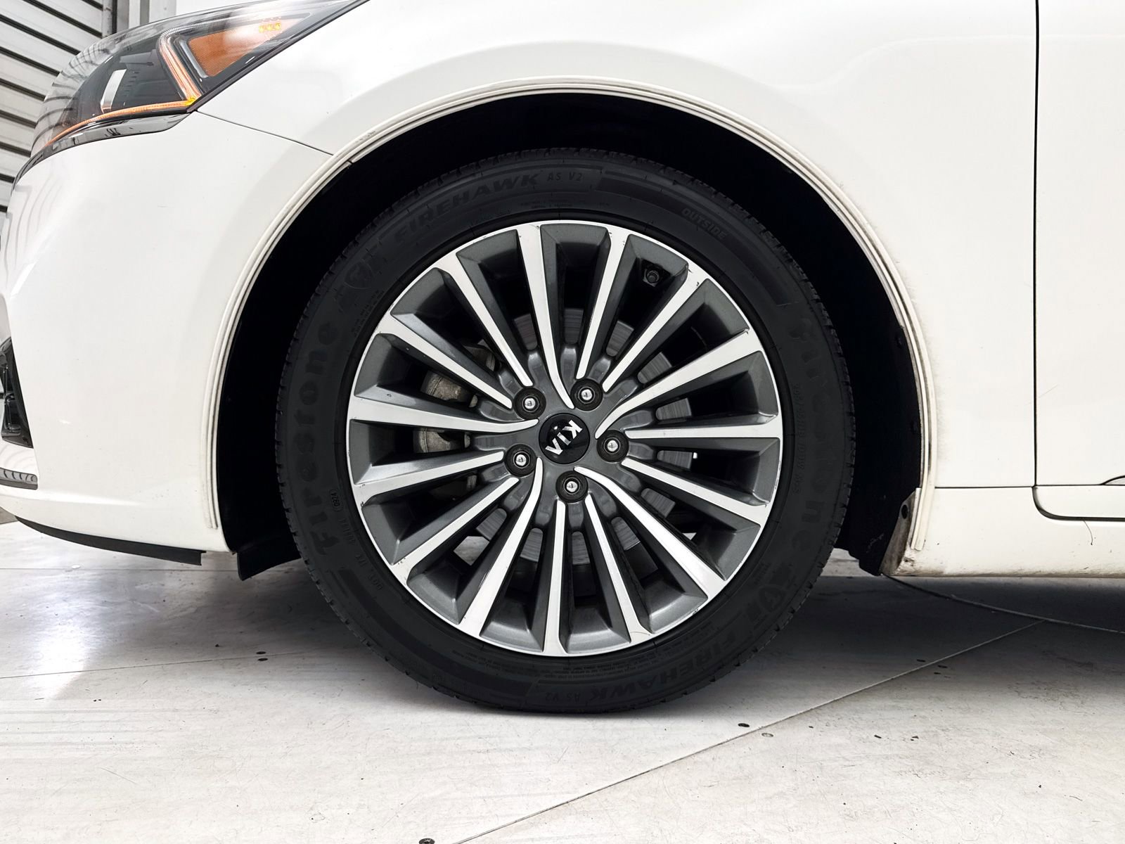 Used 2017 Kia Cadenza Technology FWD image 16