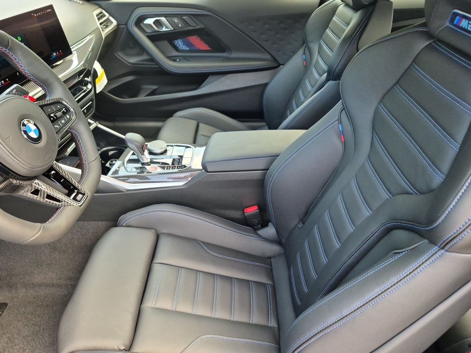 New 2026 BMW M2 w/ Lighting Package RWD image 16